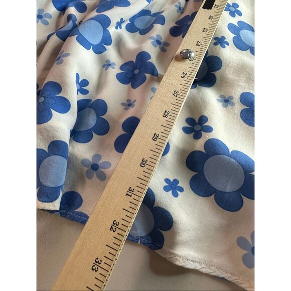 Sweet Lemon Women's Blue White Floral Short Puff Sleeve Babydoll Dress Large - Picture 7 of 8